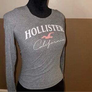 Hollister Women's Gray and Pink Long Sleeve Tee